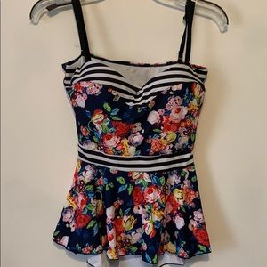 Bathing suit top with bottoms